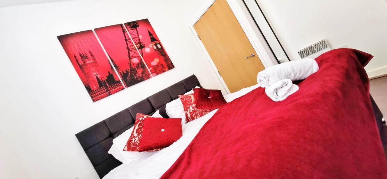 J Quarter - Sleeps 5 Long Term & Families Comfortably, 4 Beds, 2 Bathrooms Birmingham Luaran gambar