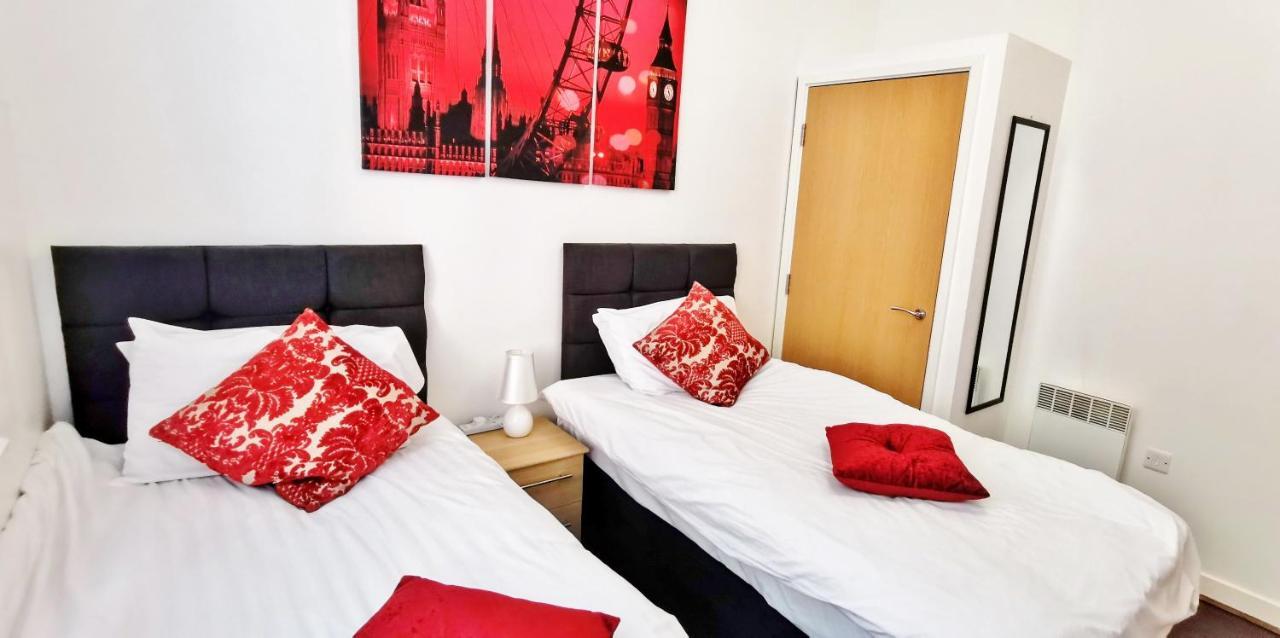 J Quarter - Sleeps 5 Long Term & Families Comfortably, 4 Beds, 2 Bathrooms Birmingham Luaran gambar