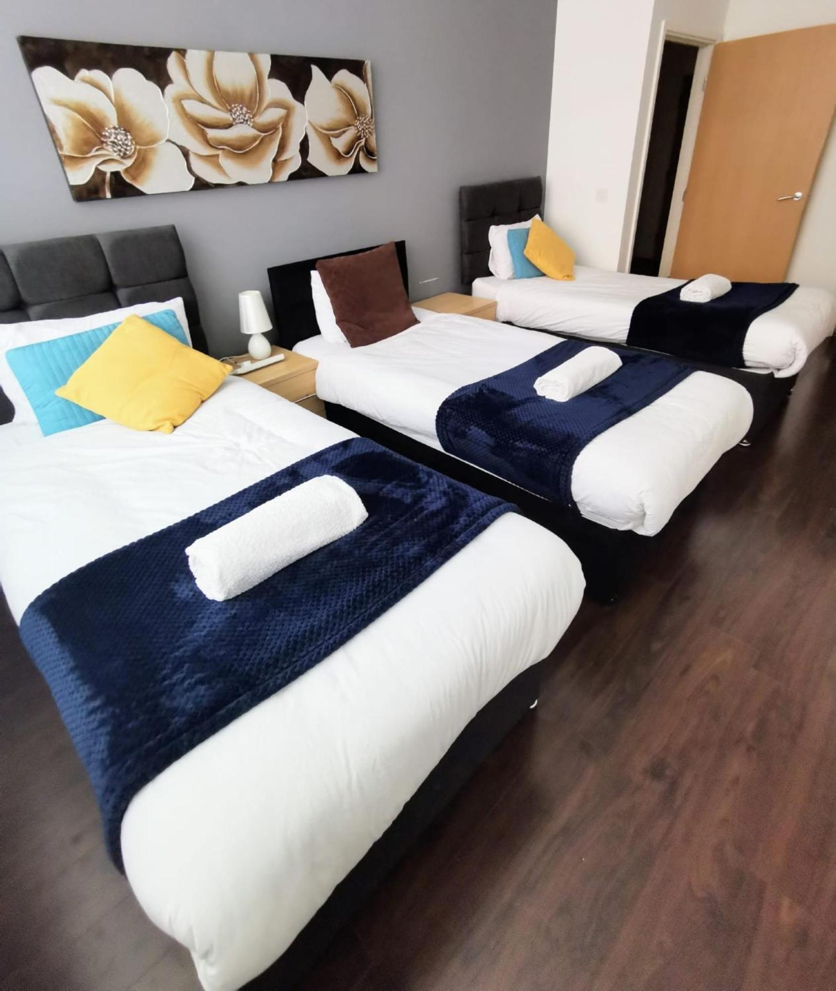J Quarter - Sleeps 5 Long Term & Families Comfortably, 4 Beds, 2 Bathrooms Birmingham Luaran gambar